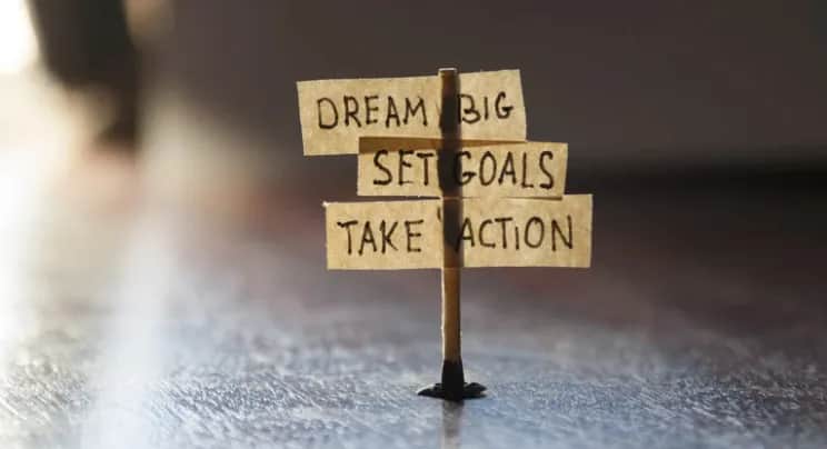 Afirmuje: Jak afirmacje mogą zmienić twoje życie na lepsze