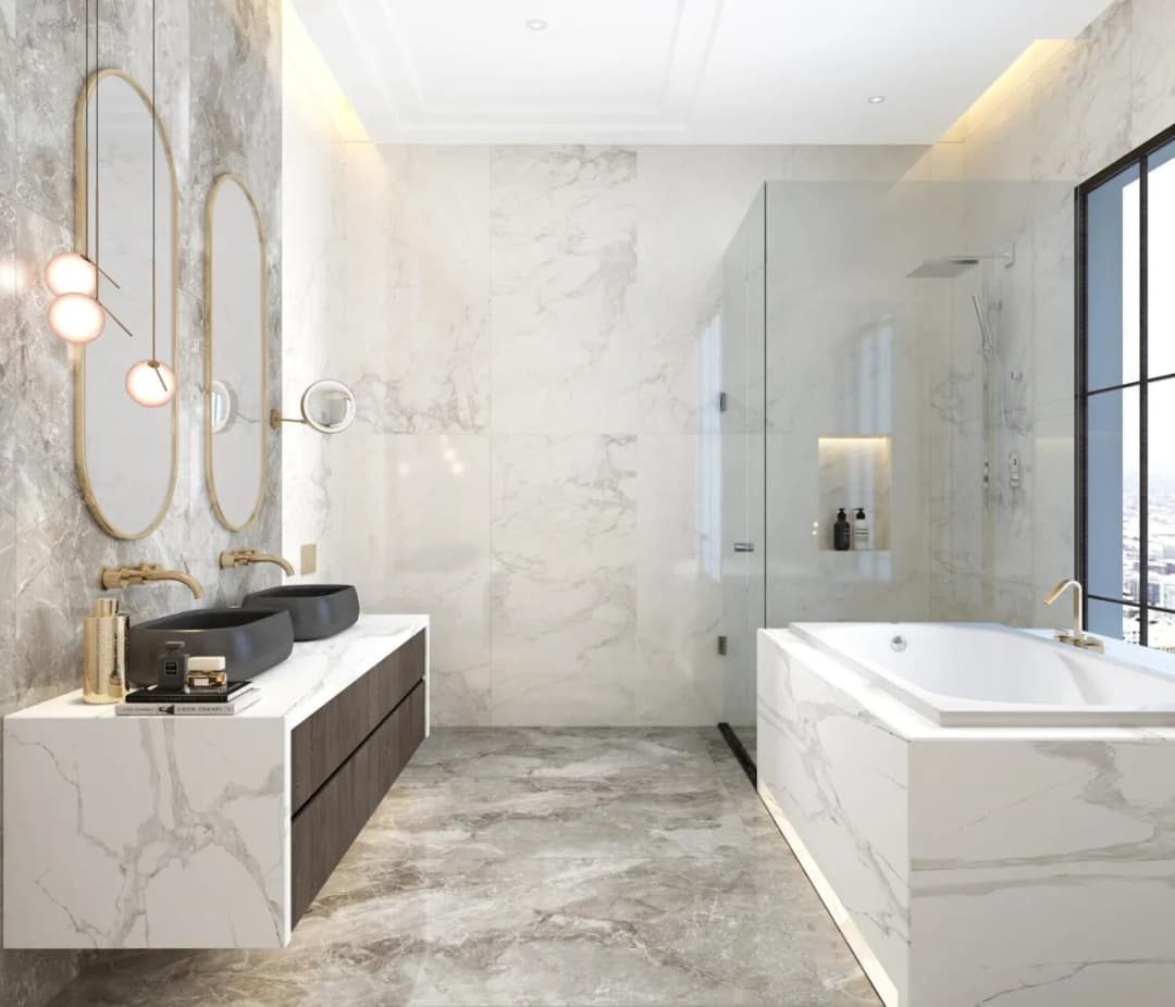 Prysznic we śnie: Co symbolizuje ta wizja i jak ją interpretować?