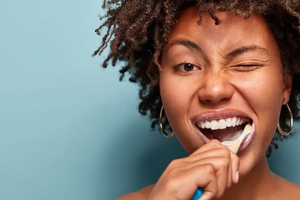 Sennik mycie zębów - interpretacja snu